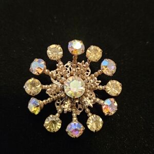 Vintage Crystal Brooch snowflake starburst firework design